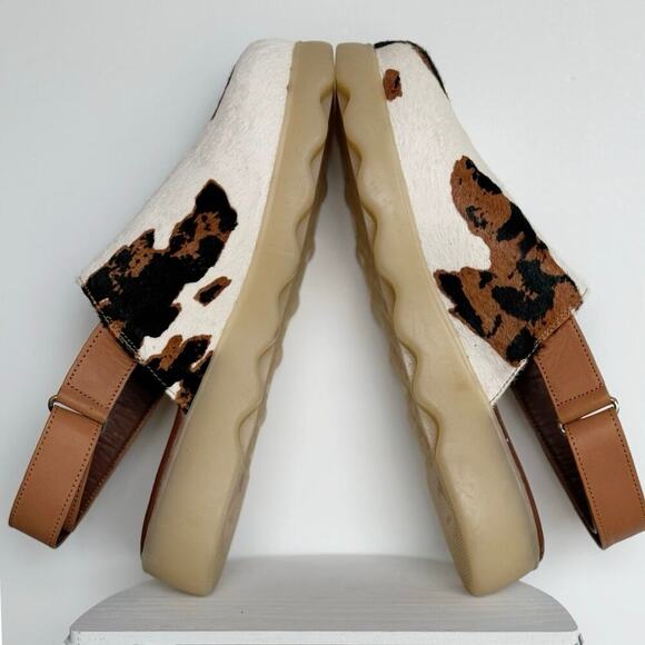 NEW AEROSOLES Wreeland Pony Hair Slingback Mule Womens 10 White Brown Wave Sole - Picture 7 of 10